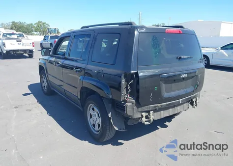 2016 Jeep Patriot Sport z USA, uszkodzony, nr VIN 1C4NJPBA4GD513465